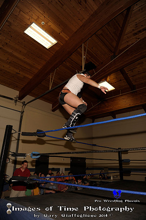 Match 1_ The Omaha Chainsaw vs Derek Cornell_ (6)