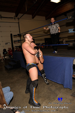 Match 1_ The Omaha Chainsaw vs Derek Cornell_ (18)