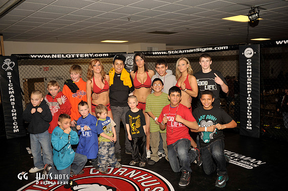 Fans, Pre-Fight, Staff and Sponsors_ (6)