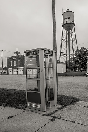 Phone booth1_blk_