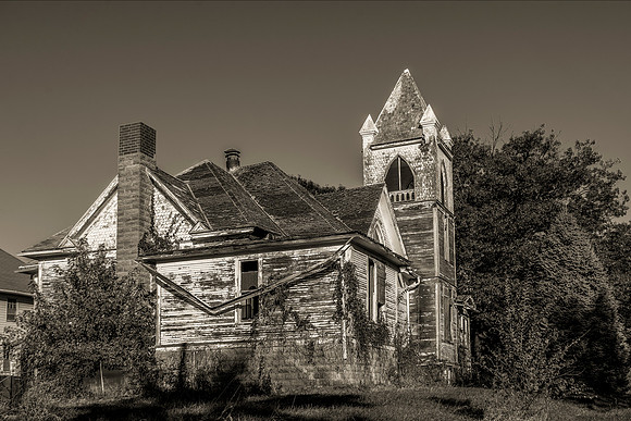_Old Church Gravity_blk