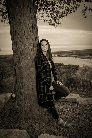 Quinn 0039 sepia_