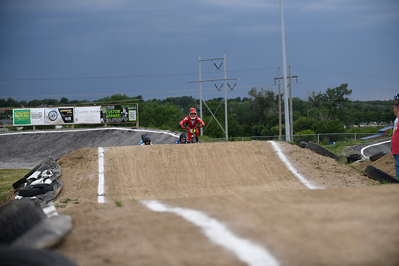 _MRG0885