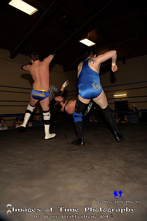 Match 5_ Darren 'Thunder' Russell vs Joey Daniels and L-Ray with Mananger Axel Greece_ (20)