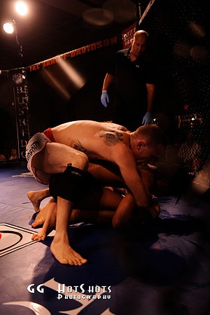 Bout 9_ (99)