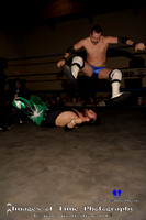 Match 5_ Darren 'Thunder' Russell vs Joey Daniels and L-Ray with Mananger Axel Greece_ (17)