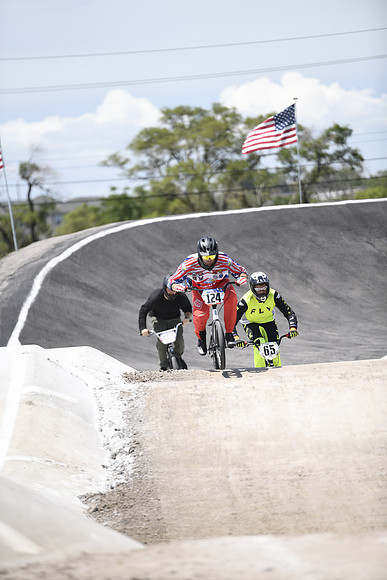 _MRG1864