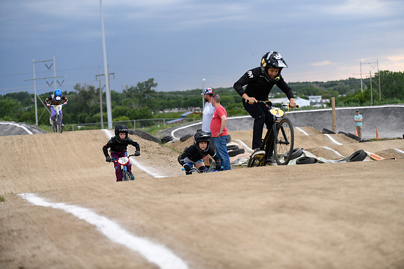 _MRG0869